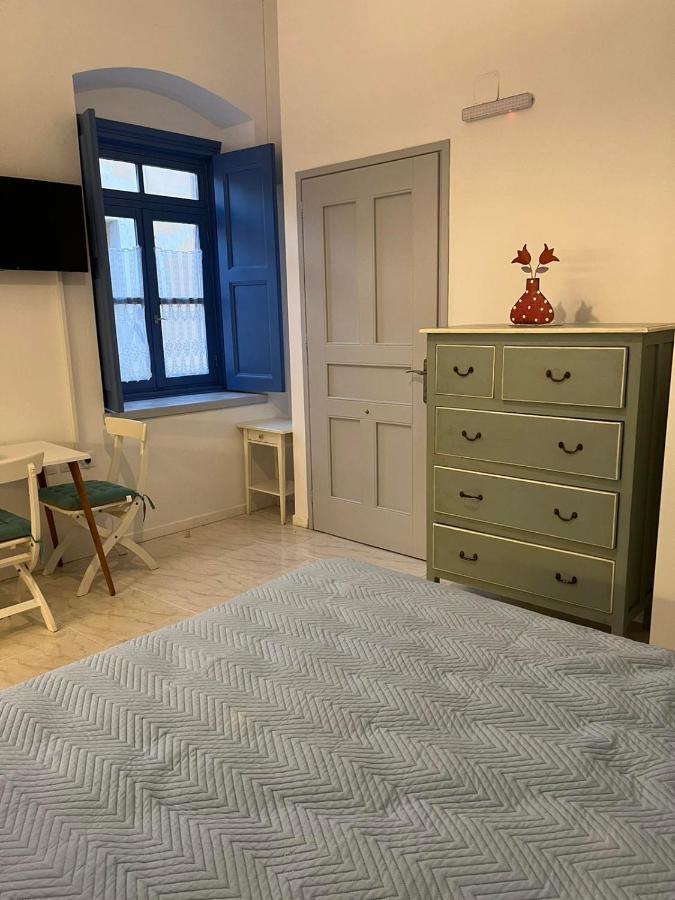 Almira Studios And Apartments Agia Marina  Bagian luar foto