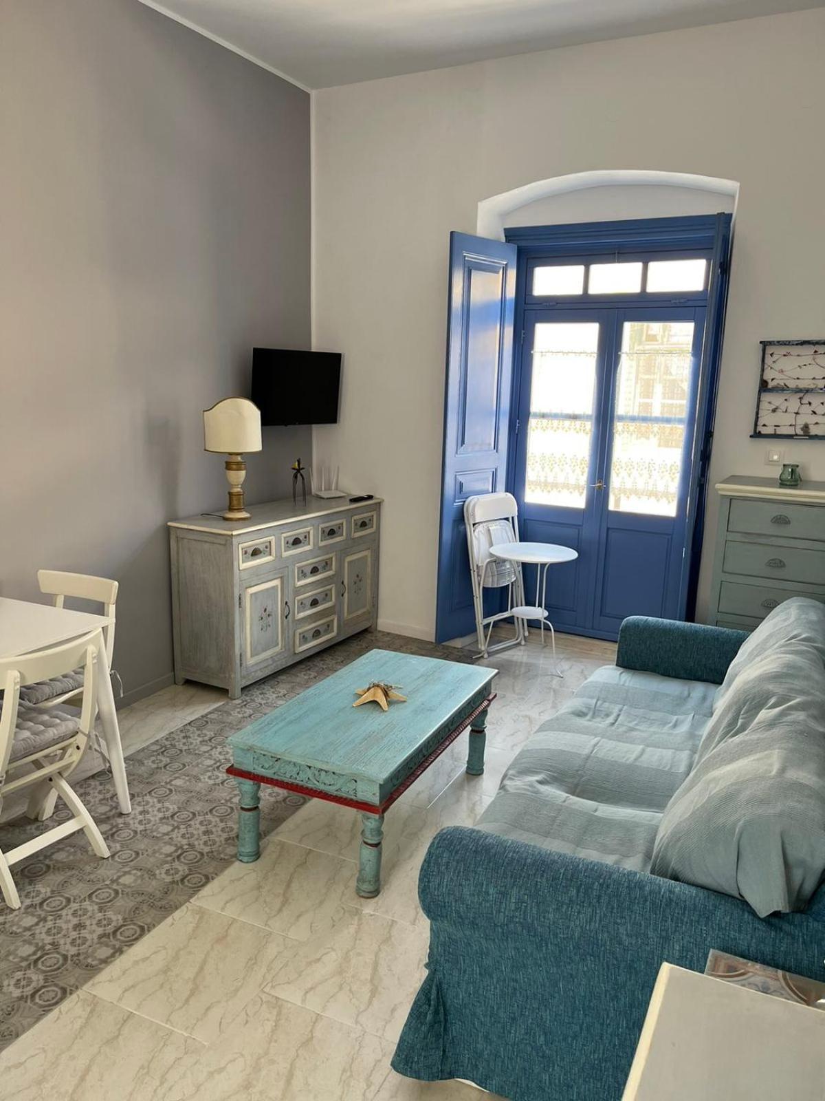 Almira Studios And Apartments Agia Marina  Bagian luar foto